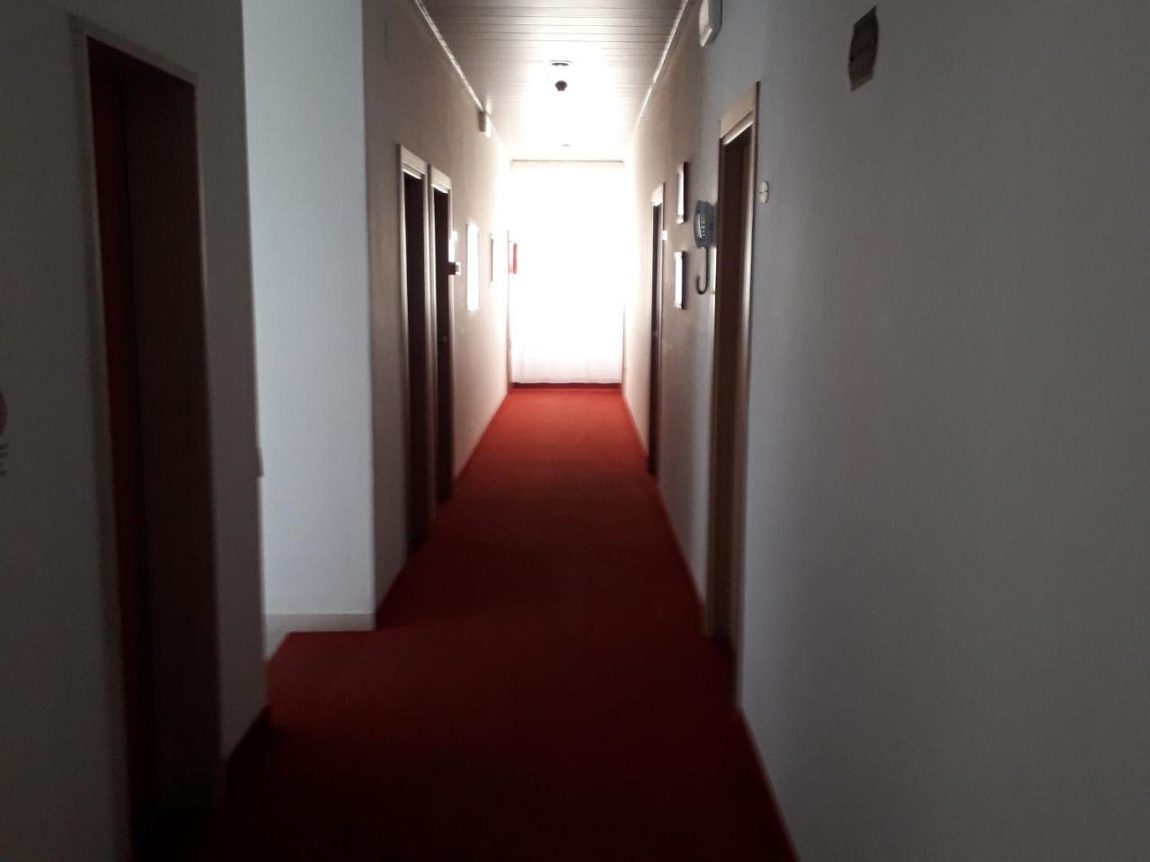 Hotel Lora Rimini Exteriér fotografie
