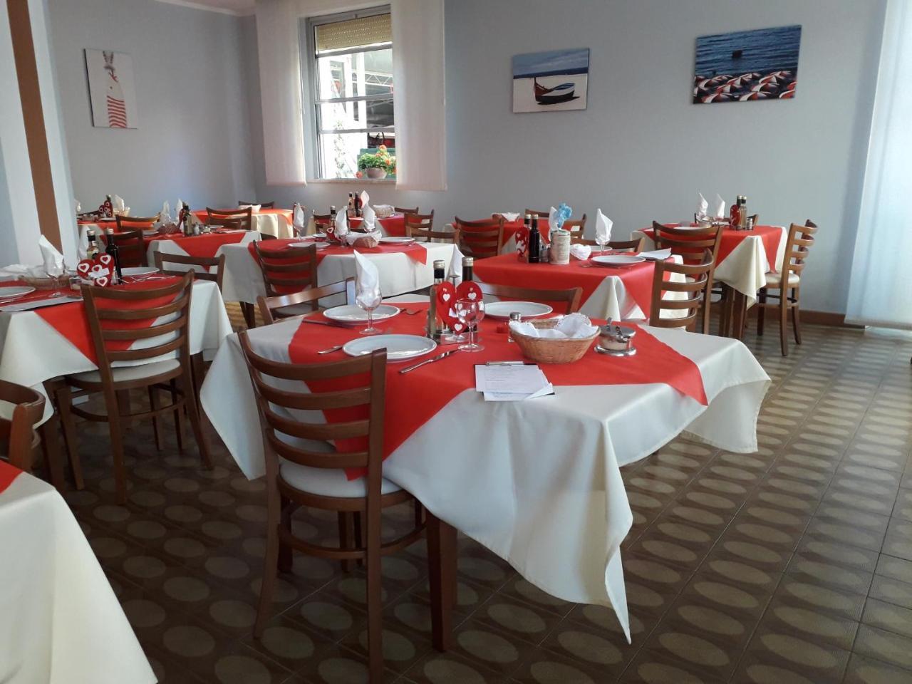 Hotel Lora Rimini Exteriér fotografie